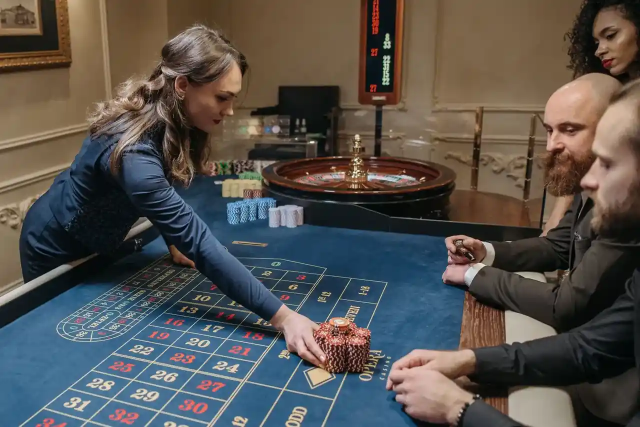Casino floor at Kiravilodge Haven